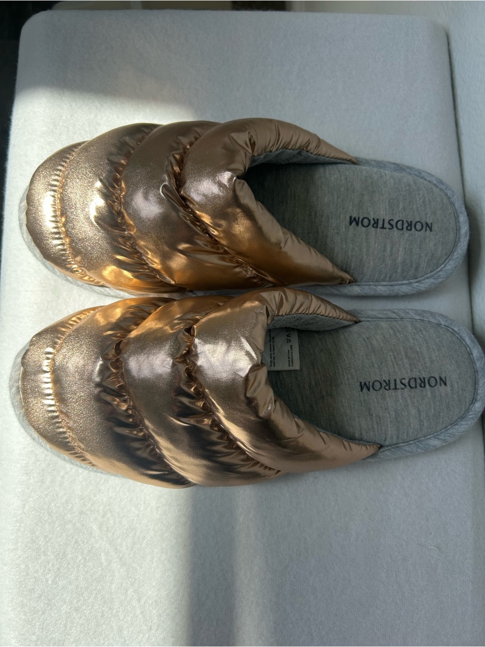 Nordstrom Metallic Rose Gold Puffer Slippers Size 9/10